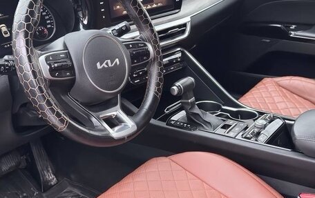 KIA K5, 2022 год, 3 300 000 рублей, 16 фотография