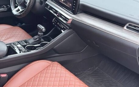 KIA K5, 2022 год, 3 300 000 рублей, 13 фотография