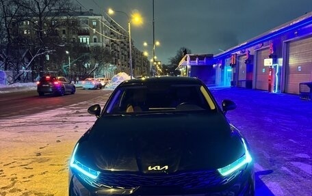 KIA K5, 2022 год, 3 300 000 рублей, 28 фотография