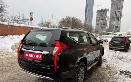 Mitsubishi Pajero Sport III рестайлинг, 2019 год, 3 500 000 рублей, 2 фотография