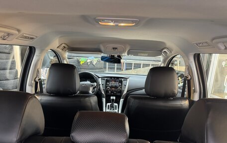 Mitsubishi Pajero Sport III рестайлинг, 2019 год, 3 500 000 рублей, 9 фотография