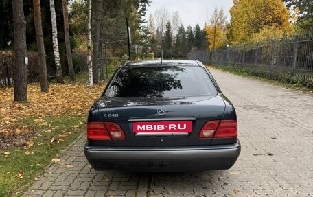 Mercedes-Benz E-Класс, 1999 год, 500 000 рублей, 4 фотография