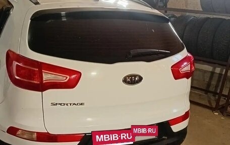 KIA Sportage III, 2011 год, 750 000 рублей, 2 фотография