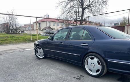 Mercedes-Benz E-Класс, 2000 год, 590 000 рублей, 3 фотография