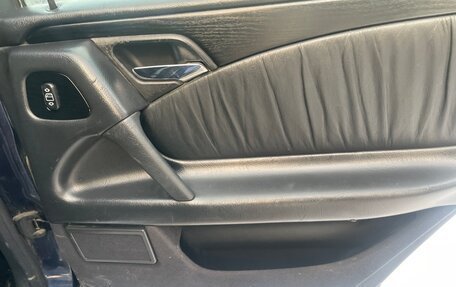 Mercedes-Benz E-Класс, 2000 год, 590 000 рублей, 9 фотография