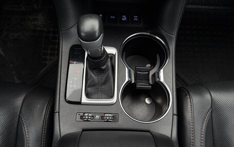 Toyota Highlander III, 2017 год, 3 000 000 рублей, 16 фотография