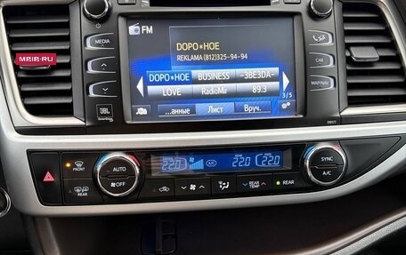 Toyota Highlander III, 2017 год, 3 000 000 рублей, 14 фотография