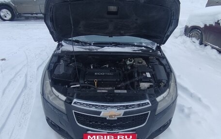 Chevrolet Cruze II, 2009 год, 750 000 рублей, 6 фотография