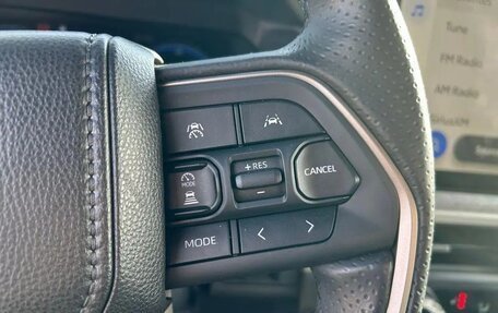 Toyota 4Runner, 2025 год, 11 600 000 рублей, 14 фотография