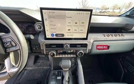 Toyota 4Runner, 2025 год, 11 600 000 рублей, 17 фотография