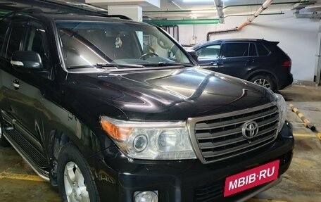Toyota Land Cruiser 200, 2013 год, 2 950 000 рублей, 2 фотография