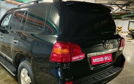 Toyota Land Cruiser 200, 2013 год, 2 950 000 рублей, 4 фотография