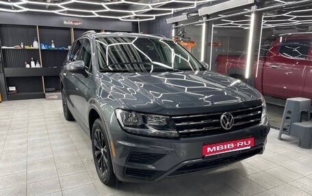 Volkswagen Tiguan II, 2020 год, 2 570 000 рублей, 1 фотография