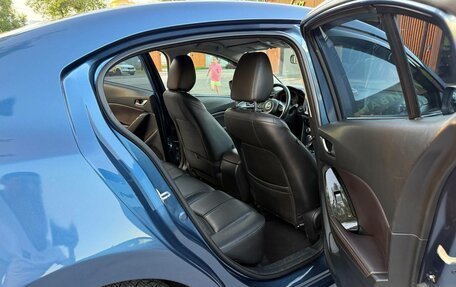 Mazda 3, 2018 год, 1 299 000 рублей, 9 фотография