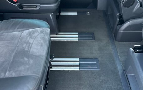 Volkswagen Multivan T5, 2010 год, 1 800 000 рублей, 15 фотография