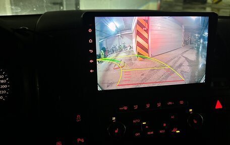 Volkswagen Multivan T5, 2010 год, 1 800 000 рублей, 25 фотография