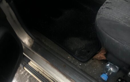 Mitsubishi L200 III рестайлинг, 2005 год, 650 000 рублей, 3 фотография