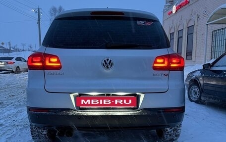Volkswagen Tiguan I, 2011 год, 1 158 600 рублей, 3 фотография
