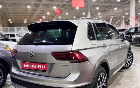 Volkswagen Tiguan II, 2019 год, 2 450 000 рублей, 5 фотография
