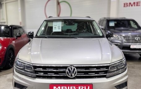 Volkswagen Tiguan II, 2019 год, 2 450 000 рублей, 8 фотография