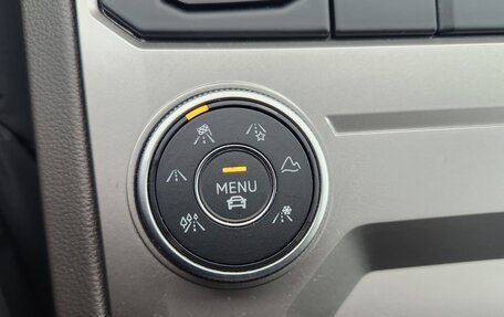 Volkswagen Touareg III, 2019 год, 4 700 000 рублей, 13 фотография