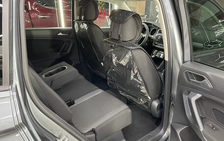 Volkswagen Tiguan II, 2020 год, 2 570 000 рублей, 7 фотография