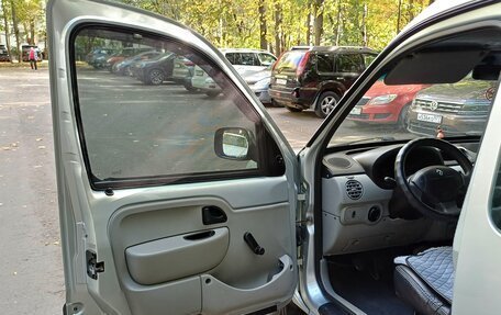 Renault Kangoo II рестайлинг, 2008 год, 350 000 рублей, 19 фотография