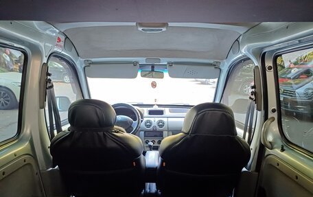 Renault Kangoo II рестайлинг, 2008 год, 350 000 рублей, 24 фотография