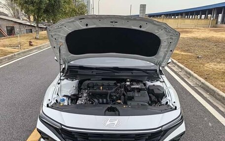 Hyundai Elantra, 2023 год, 1 220 000 рублей, 9 фотография