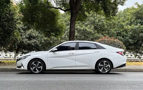 Hyundai Elantra, 2022 год, 1 190 222 рублей, 4 фотография