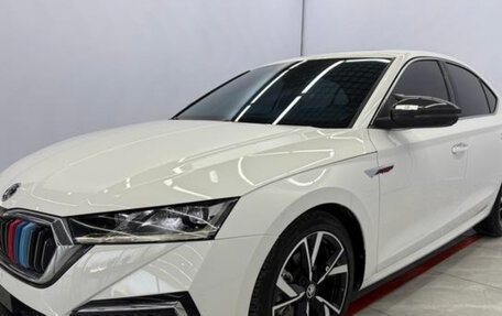 Skoda Octavia IV, 2021 год, 2 500 000 рублей, 1 фотография