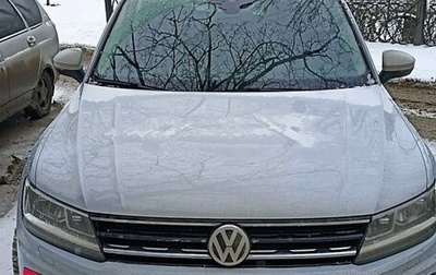 Volkswagen Tiguan II, 2019 год, 2 500 000 рублей, 1 фотография