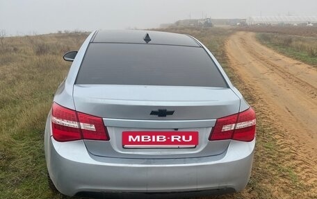 Chevrolet Cruze II, 2009 год, 650 000 рублей, 6 фотография