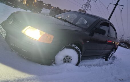 Volkswagen Passat B5+ рестайлинг, 1998 год, 365 000 рублей, 2 фотография