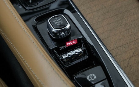 Volvo XC90 II рестайлинг, 2015 год, 3 399 000 рублей, 22 фотография