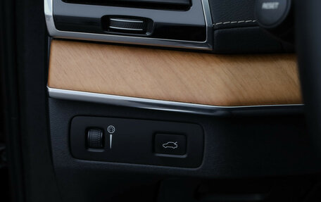 Volvo XC90 II рестайлинг, 2015 год, 3 399 000 рублей, 25 фотография