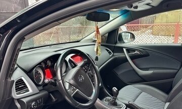 Opel Astra J, 2013 год, 1 100 000 рублей, 3 фотография