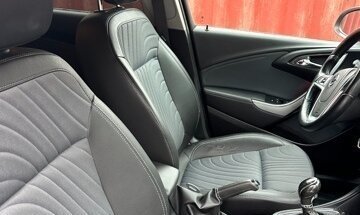 Opel Astra J, 2013 год, 1 100 000 рублей, 4 фотография