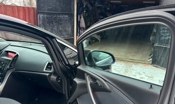 Opel Astra J, 2013 год, 1 100 000 рублей, 11 фотография