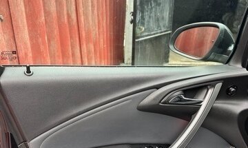 Opel Astra J, 2013 год, 1 100 000 рублей, 9 фотография