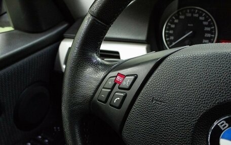 BMW 3 серия, 2010 год, 1 049 000 рублей, 15 фотография