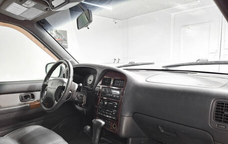 Nissan Pathfinder, 2000 год, 691 350 рублей, 13 фотография