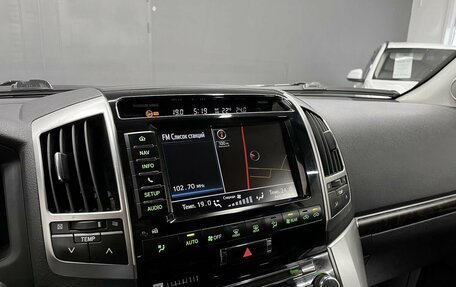 Toyota Land Cruiser 200, 2012 год, 3 595 000 рублей, 16 фотография