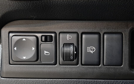 Nissan Note II рестайлинг, 2013 год, 890 000 рублей, 16 фотография