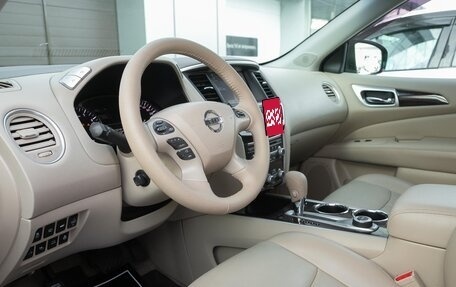 Nissan Pathfinder, 2014 год, 1 775 000 рублей, 21 фотография