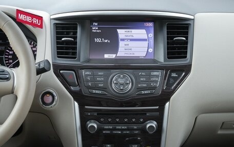 Nissan Pathfinder, 2014 год, 1 775 000 рублей, 20 фотография