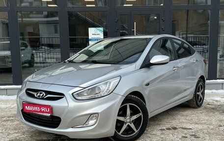 Hyundai Solaris II рестайлинг, 2013 год, 850 000 рублей, 1 фотография