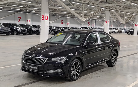 Skoda Superb III рестайлинг, 2025 год, 3 769 000 рублей, 1 фотография