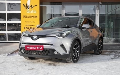 Toyota C-HR I рестайлинг, 2017 год, 1 848 000 рублей, 2 фотография