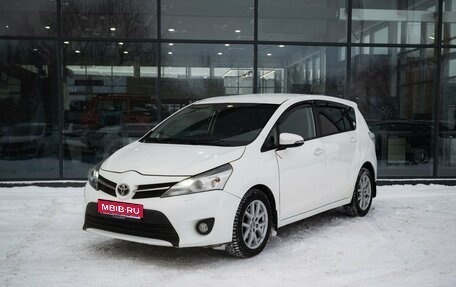 Toyota Verso I, 2013 год, 1 300 000 рублей, 1 фотография